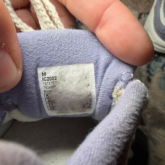 Kids New Balance 2002 PS Shoes Size 5C - Picture 3 of 4